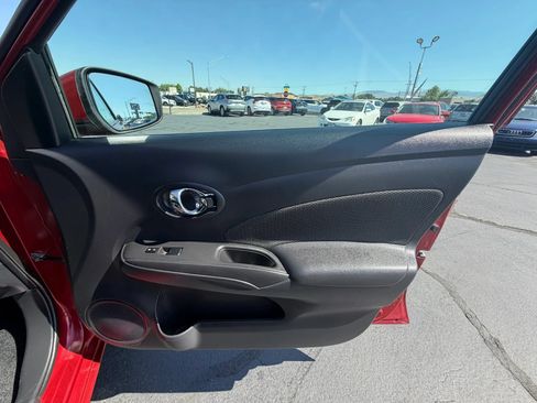 Used 2019 Nissan Versa SV FWD image 14