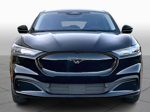 Used 2022 Ford Mustang Mach-E Premium image 3