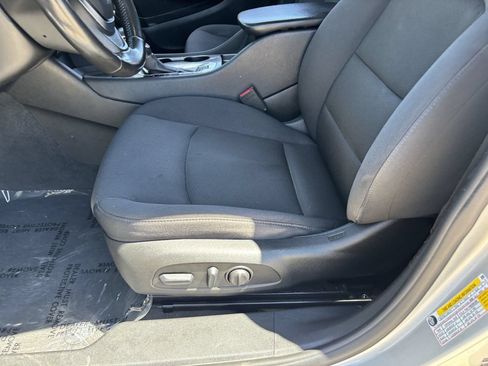 Used 2022 Chevrolet Malibu RS FWD image 18