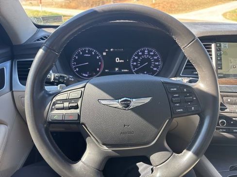 Used 2017 Genesis G80 3.8 w/ Option Group 03 image 15