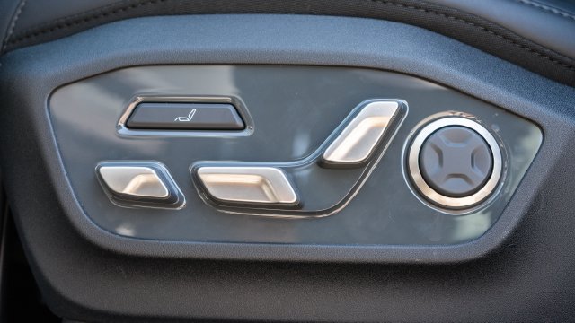 Used 2026 Kia EV9 Land w/ Nightfall Edition Package AWD/4WD image 24