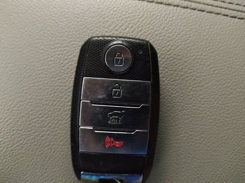 Used 2018 Kia Sportage EX w/ EX Sport Appearance Package FWD image 32