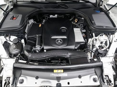 Used 2018 Mercedes-Benz GLC 300 4MATIC Coupe image 35