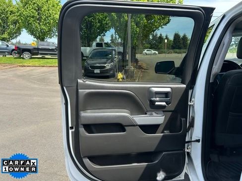 Used 2018 Chevrolet Silverado 1500 LT w/ All Star Edition AWD/4WD image 9