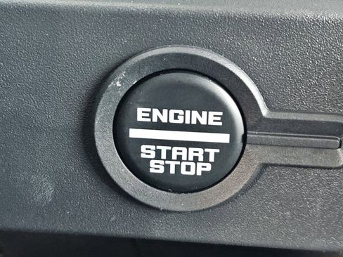 New 2025 Ford Bronco Big Bend w/ Black Diamond Package image 17