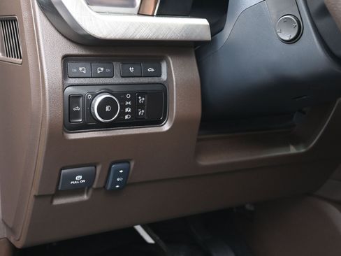 Used 2024 Ford F250 King Ranch image 23