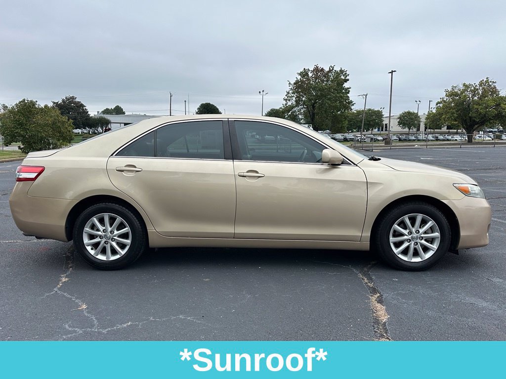 Used 2011 Toyota Camry XLE FWD image 11