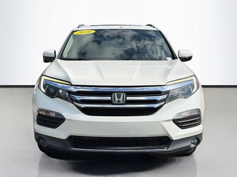 Used 2016 Honda Pilot Touring image 8