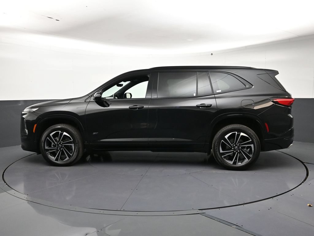 Used 2026 Buick Enclave Sport Touring w/ Power Package AWD/4WD image 2