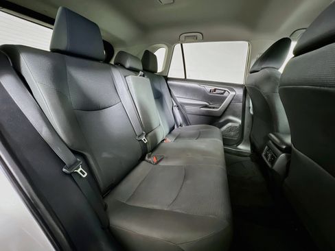 Used 2023 Toyota RAV4 LE AWD/4WD image 22