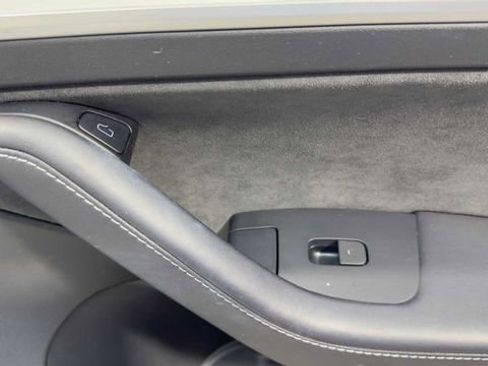 Used 2023 Tesla Model 3 Long Range image 13