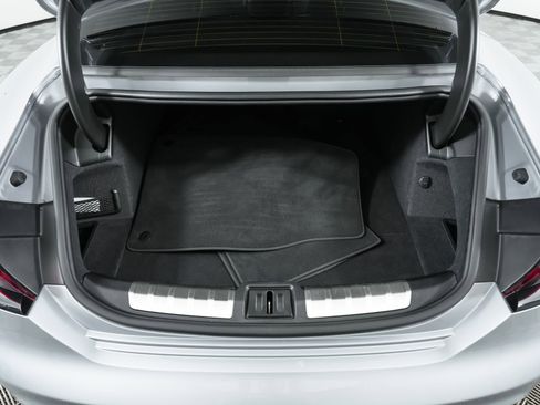 Used 2022 Audi e-tron GT Prestige image 38