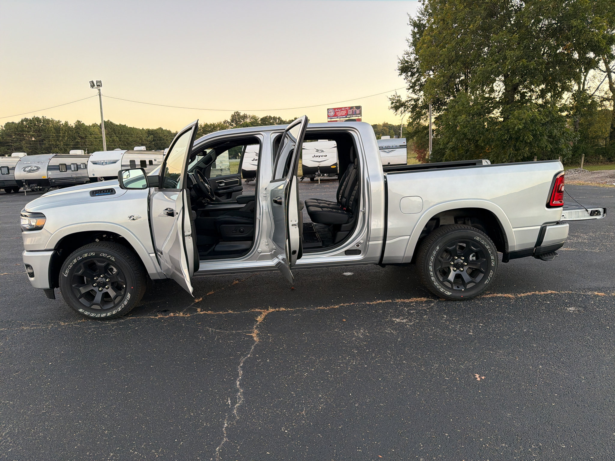 New 2026 RAM 1500 Big Horn AWD/4WD image 29