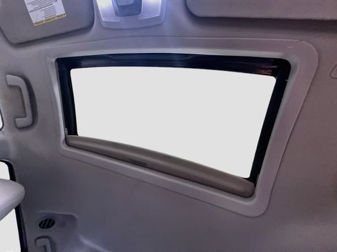 Used 2020 Toyota Sienna XLE w/ XLE Navigation Package FWD image 42