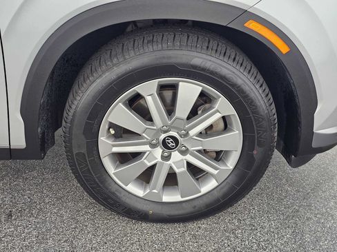 Used 2023 Hyundai Palisade SEL FWD image 9