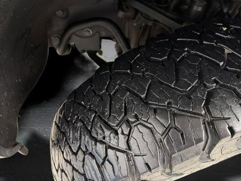 Used 2024 GMC Sierra 3500 SLE image 38