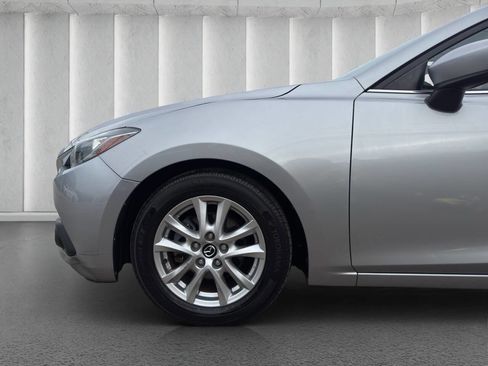 Used 2015 MAZDA MAZDA3 i Touring w/ Technology Package image 18