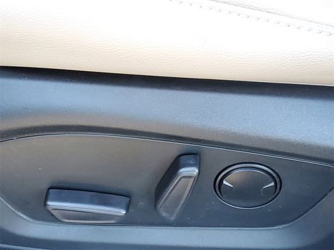 Used 2023 Ford Explorer Limited w/ Hybrid Equipment Group 310A image 10