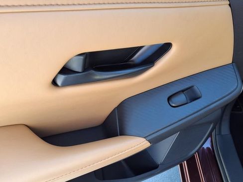 Certified 2025 Nissan Sentra SV w/ SV Premium Package FWD image 19