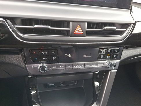 New 2026 Kia Seltos S image 8