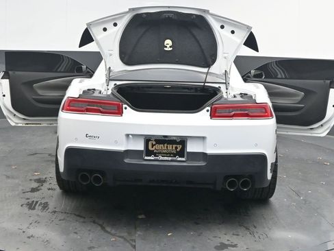 Used 2014 Chevrolet Camaro SS w/ SS Performance Package image 42