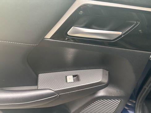 Used 2024 Mitsubishi Outlander SE Black Edition image 24