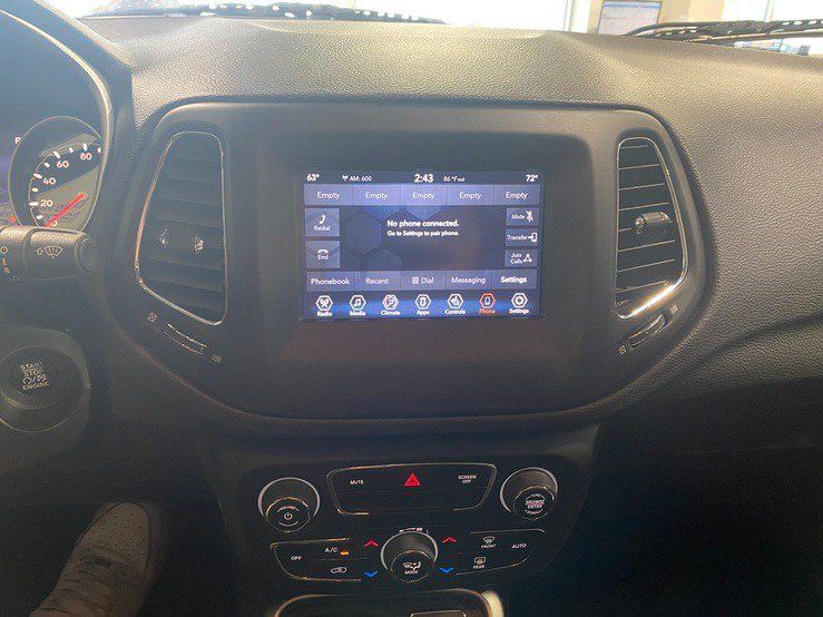Used 2019 Jeep Compass Latitude w/ Popular Equipment Group AWD/4WD image 23