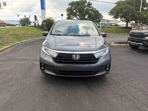 Used 2023 Honda Odyssey Touring image 3