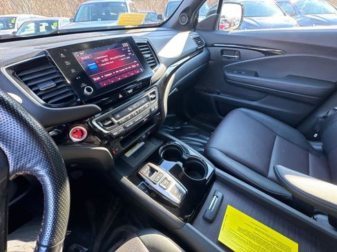 Used 2023 Honda Ridgeline Black Edition image 27
