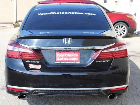 Used 2016 Honda Accord Sport image 4