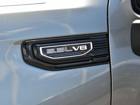 Used 2025 GMC Sierra 1500 Elevation w/ X31 Off-Road Package AWD/4WD image 13