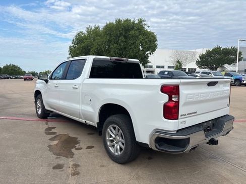 Used 2021 Chevrolet Silverado 1500 LT AWD/4WD image 7