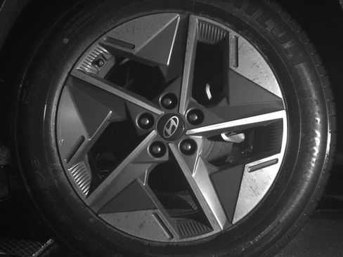 Used 2025 Hyundai Tucson SEL image 14