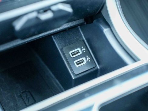 Used 2024 Ford F150 XLT image 48