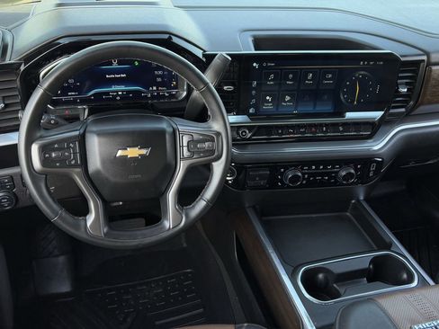 Used 2024 Chevrolet Silverado 3500 High Country w/ Z71 Off-Road Package image 13