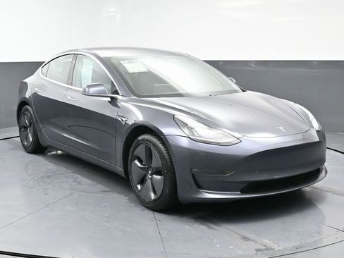 Used 2018 Tesla Model 3 Long Range image 2