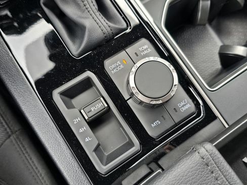 New 2026 Toyota Tundra SR5 AWD/4WD image 7