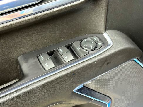 Used 2022 GMC Sierra 1500 Elevation image 16