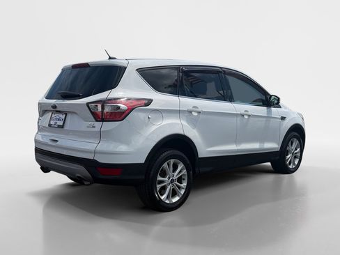 Used 2017 Ford Escape SE AWD/4WD image 5