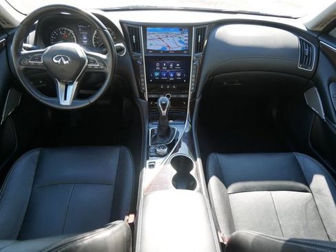 Used 2018 INFINITI Q50 Luxe w/ Sensory Package (Luxe) AWD/4WD image 12