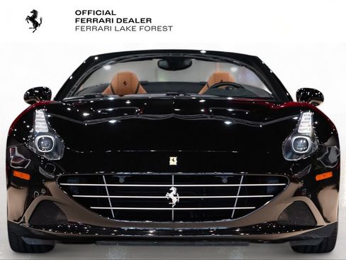 Certified 2017 Ferrari California T RWD image 7