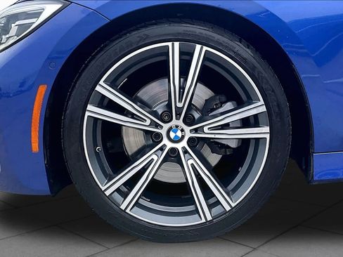 Used 2020 BMW 330i Sedan w/ M Sport Package RWD image 10