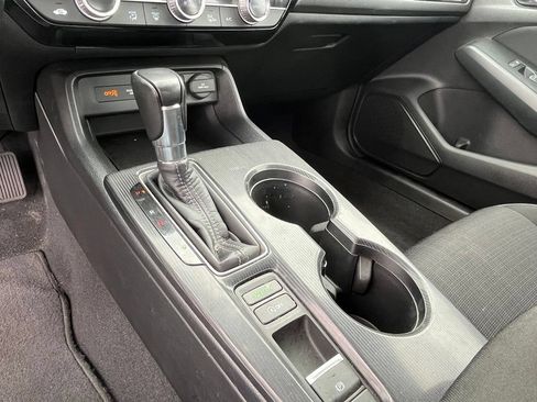 Used 2023 Honda Civic EX image 17