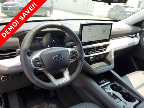 New 2025 Ford Explorer Active w/ Active Comfort Package image 14