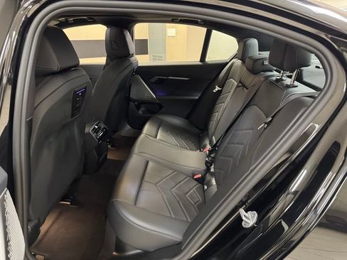 Used 2025 BMW 530i RWD image 25
