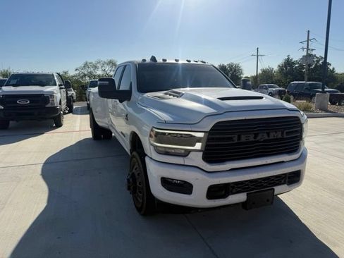Used 2024 RAM 3500 Laramie w/ Night Edition AWD/4WD image 2
