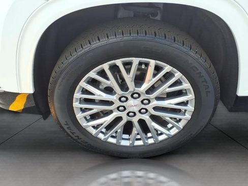 Used 2024 GMC Acadia Denali w/ LPO, Floor Liner Package FWD image 30