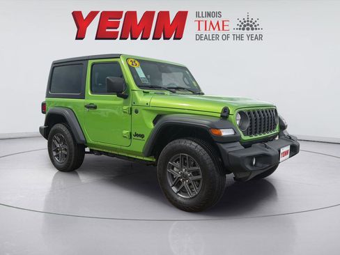 Used 2025 Jeep Wrangler Sport image 1