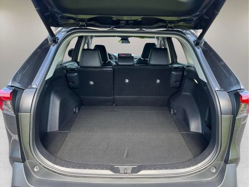 Certified 2022 Toyota RAV4 XLE Premium FWD image 16