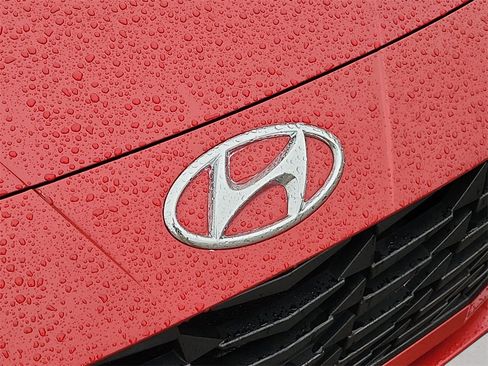 Certified 2023 Hyundai Elantra SE image 26